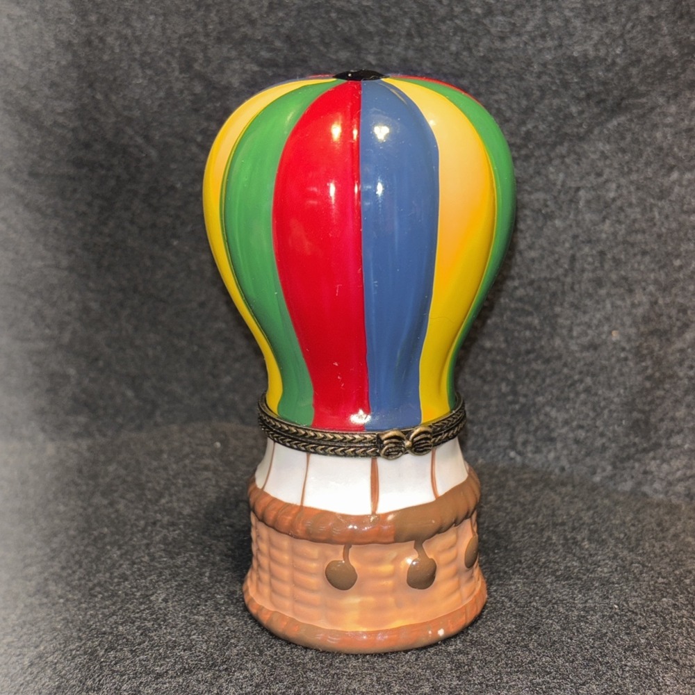 Vintage Porcelain Hot Air Balloon Hinged Trinket Box Hand Painted 1997